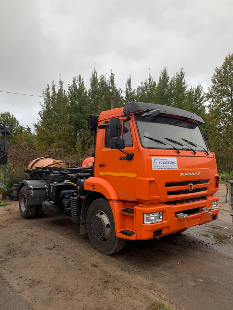 Новинки грузового автопарка ООО «ЛИК».